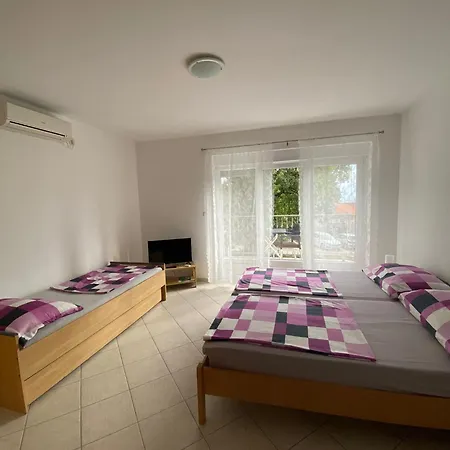 Pavo Novi Vinodolski